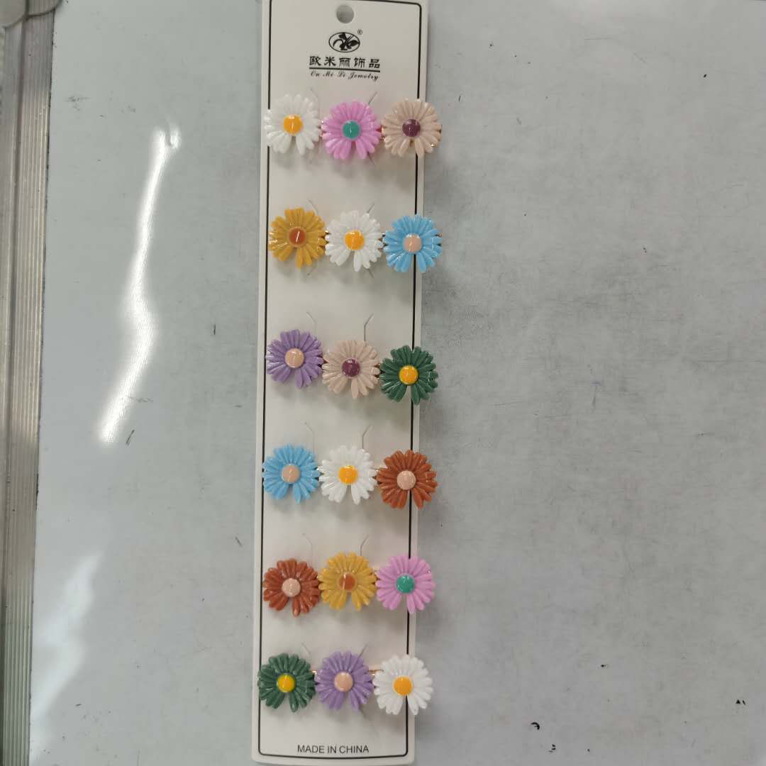Korean-style fashionable and versatile ladies' hair clips in sunflower candy color details Picture