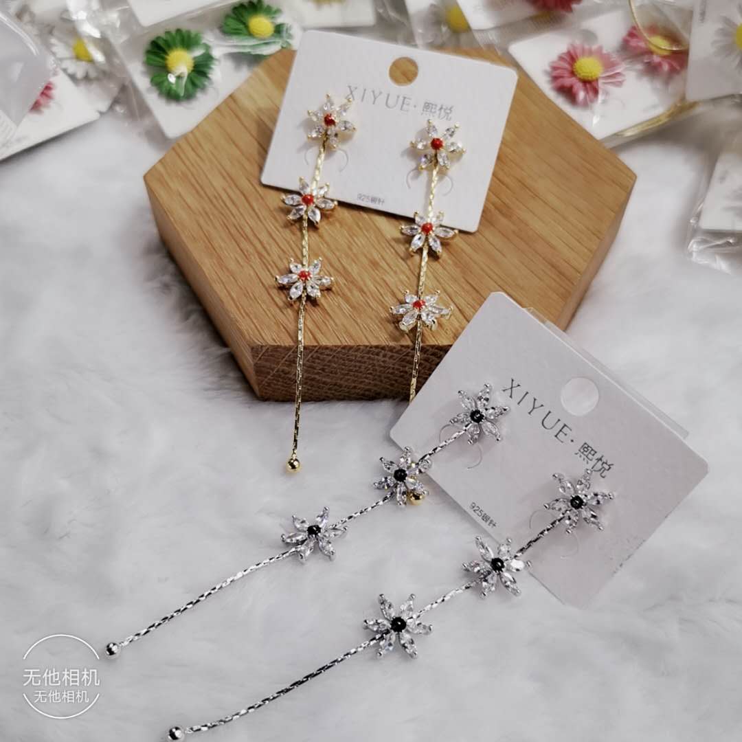 爆款S925银针花朵长款流苏耳钉耳环简约百搭网红耳饰产品图