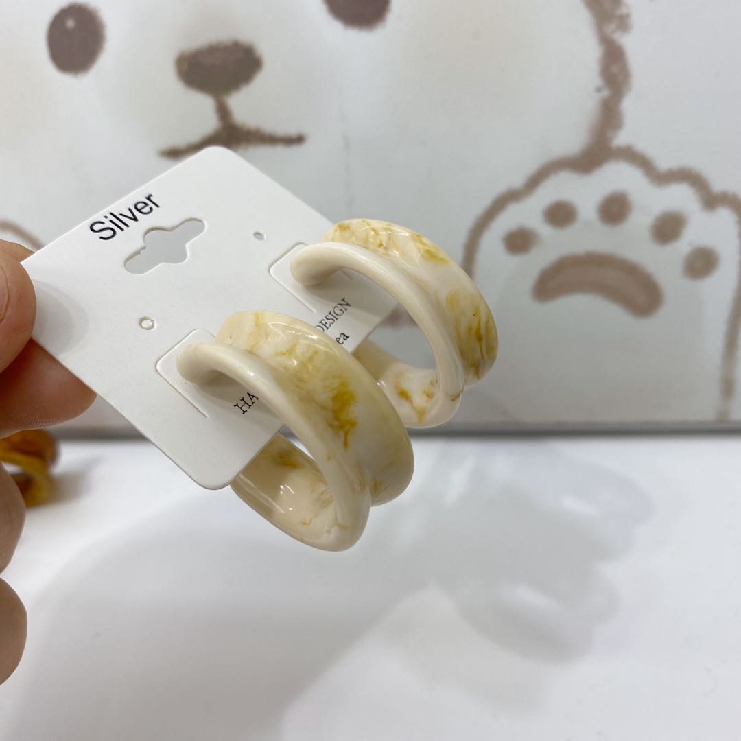 S925 Silver Needle Korean retro fashion earrings, short earrings, cute, sweet and elegant earrings and accessories Specification image