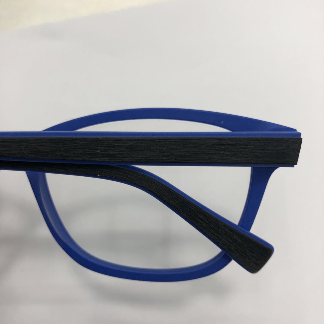 The fashionable and classic series of myopia glasses and goggles are personalized and versatile Specification image