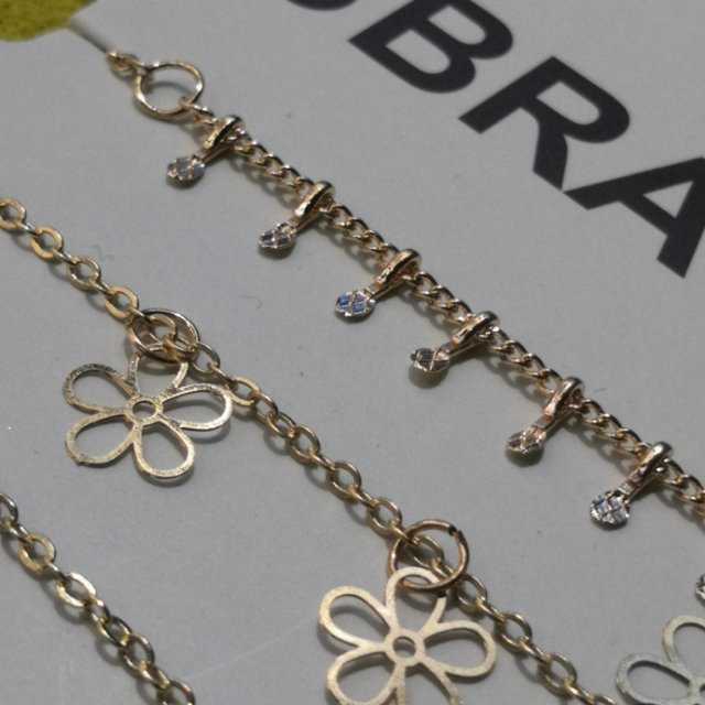 Maple leaf flower plant bracelet, ethnic style and personalized jewelry, exported to Europe and America Specification image