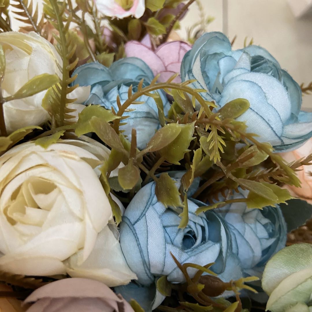 油画大茶花5头仿真花假花装饰花绿叶客厅家居软装摆件细节图