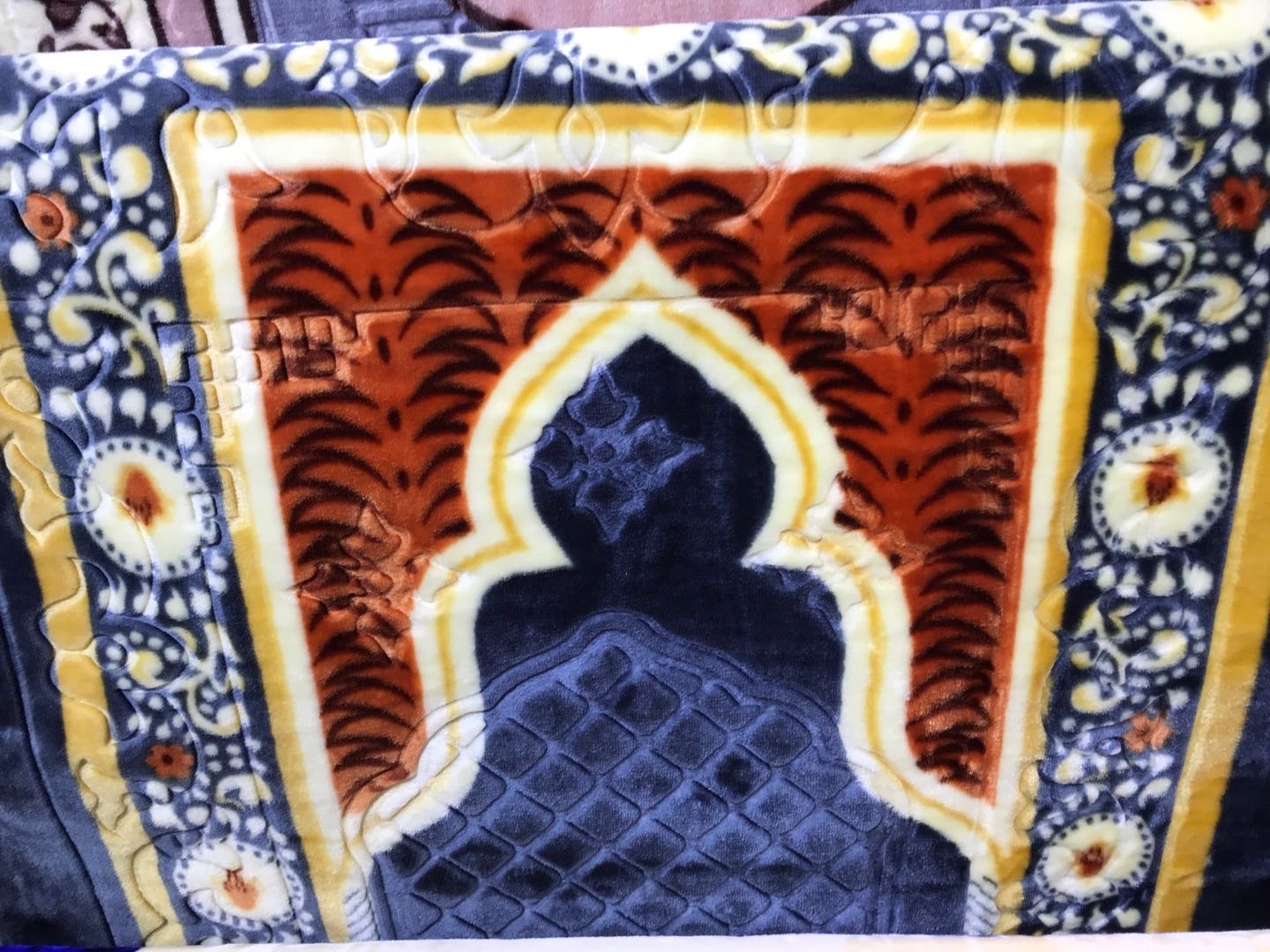 Mosque Printed Embossed Dubai Blanket Worship Blanket Muslim Worship Blanket Specification drawing
