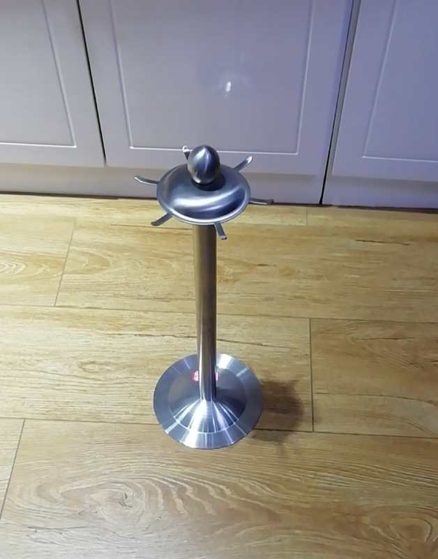 A complete set of stainless steel kitchenware, including 201 stainless steel spatulas, stir-frying spatulas, woks and strainers Specification image
