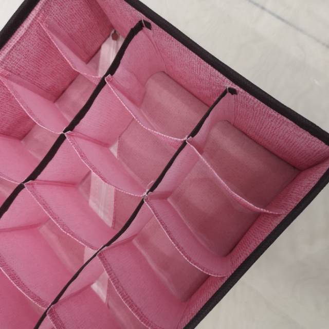 厂家直销内衣袜子收纳盒收纳袋格子收纳系列产品图