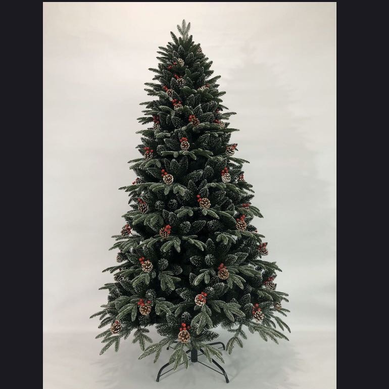 2020 New Christmas tree PVC PET PE Christmas tree manufacturers direct sale full figure