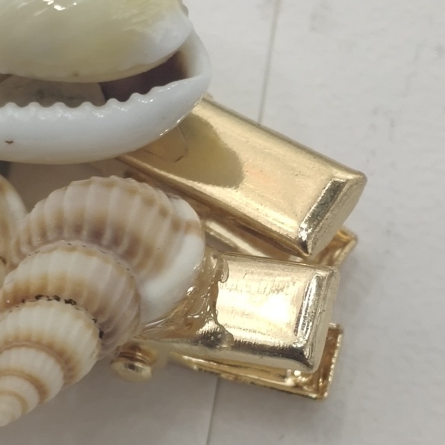 One-piece clip set, pearl conch hair clip, elegant side clip, sweet and girlish head accessory, hair accessory for girls Specification image