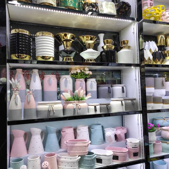 Wanzi Ceramics describe pic - 2