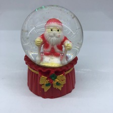 滑雪圣诞老人水晶球树脂工艺品摆件礼品