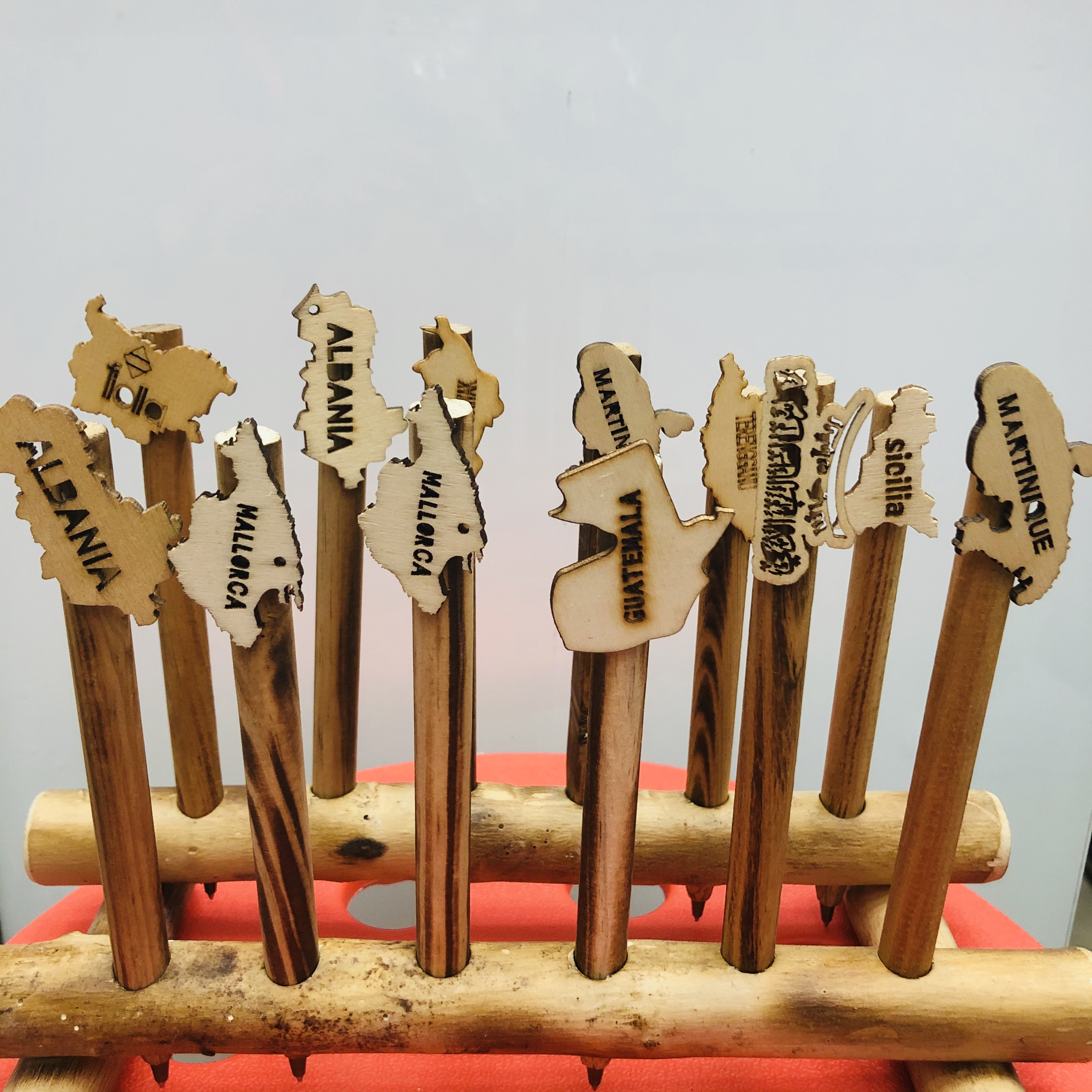 木雕笔实木动物卡通实木雕刻手工彩绘中性笔