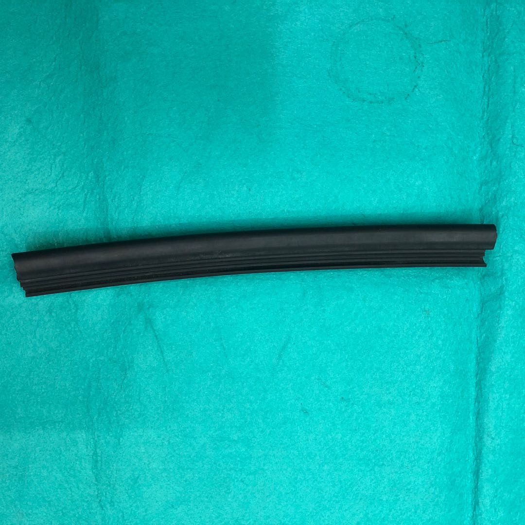 Car Front Windshield Seal Good Sealing Need To Be Customized Durable details Picture