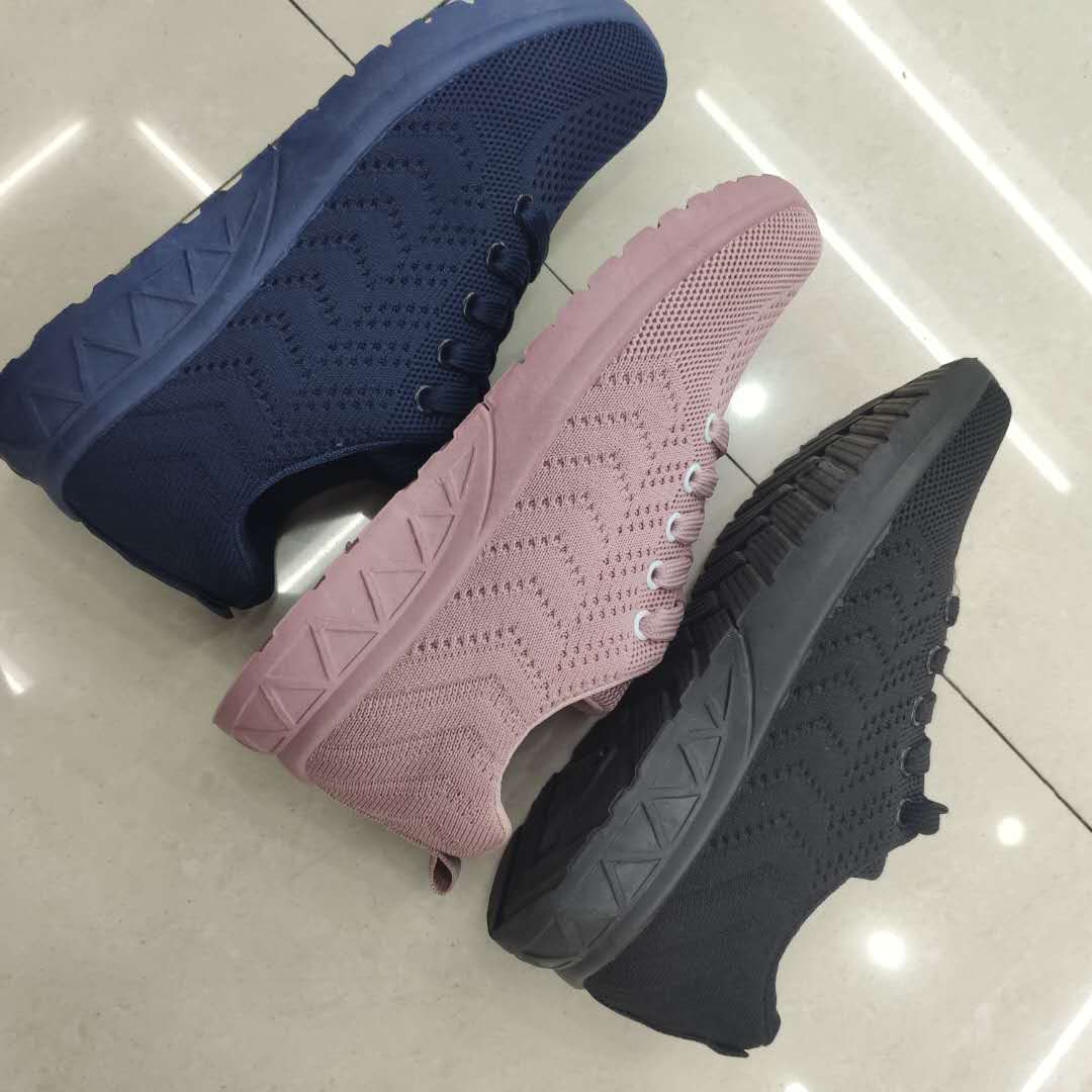 飞织网面运动鞋女春夏秋冬季2020新款透气百搭休闲轻便软底跑步鞋产品图