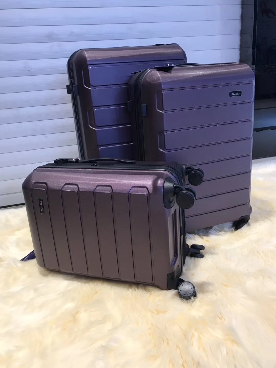 Luggage Male Travel Box Pull Rod Box Female 24 Inch Small 20 Inch Code Box Boarding Box 28 Inches, True Customs Lock Specification drawing