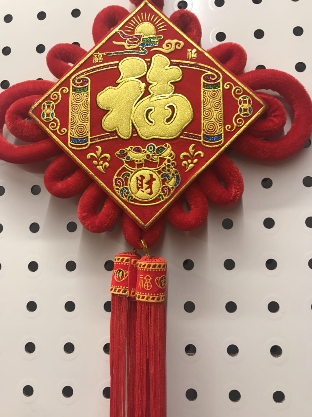 Chinese knot printed velvet wedding and festival supplies, home decoration, festive wedding and festival supplies factory direct sales, sample customization, new home relocation details Picture