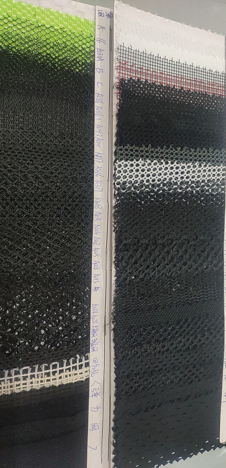 Serie de tela de malla 2019 venta directa de fábrica venta caliente nueva tela de malla en stock gran cantidad de high school bolsas de bajo nivel sofás material de calzado tela