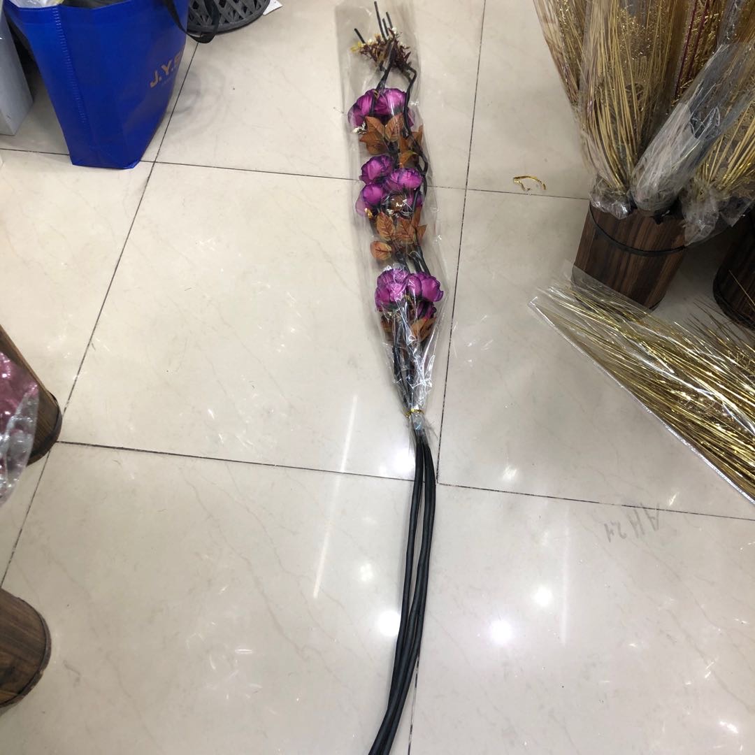 Large artificial flower wedding decoration for the entrance hall arrangement