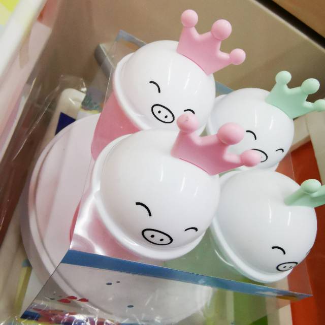 Safe Plastic Hollow Cute Creative Cartoon Ice Cube Frozen Ice To Make A Grinding Tool Model Specification drawing