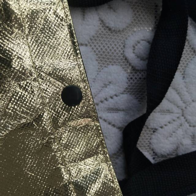 Hot Gold Non-Woven Tote Bag Network Red Explosive Peritoneal Tote Bag Clothing Bag details Picture