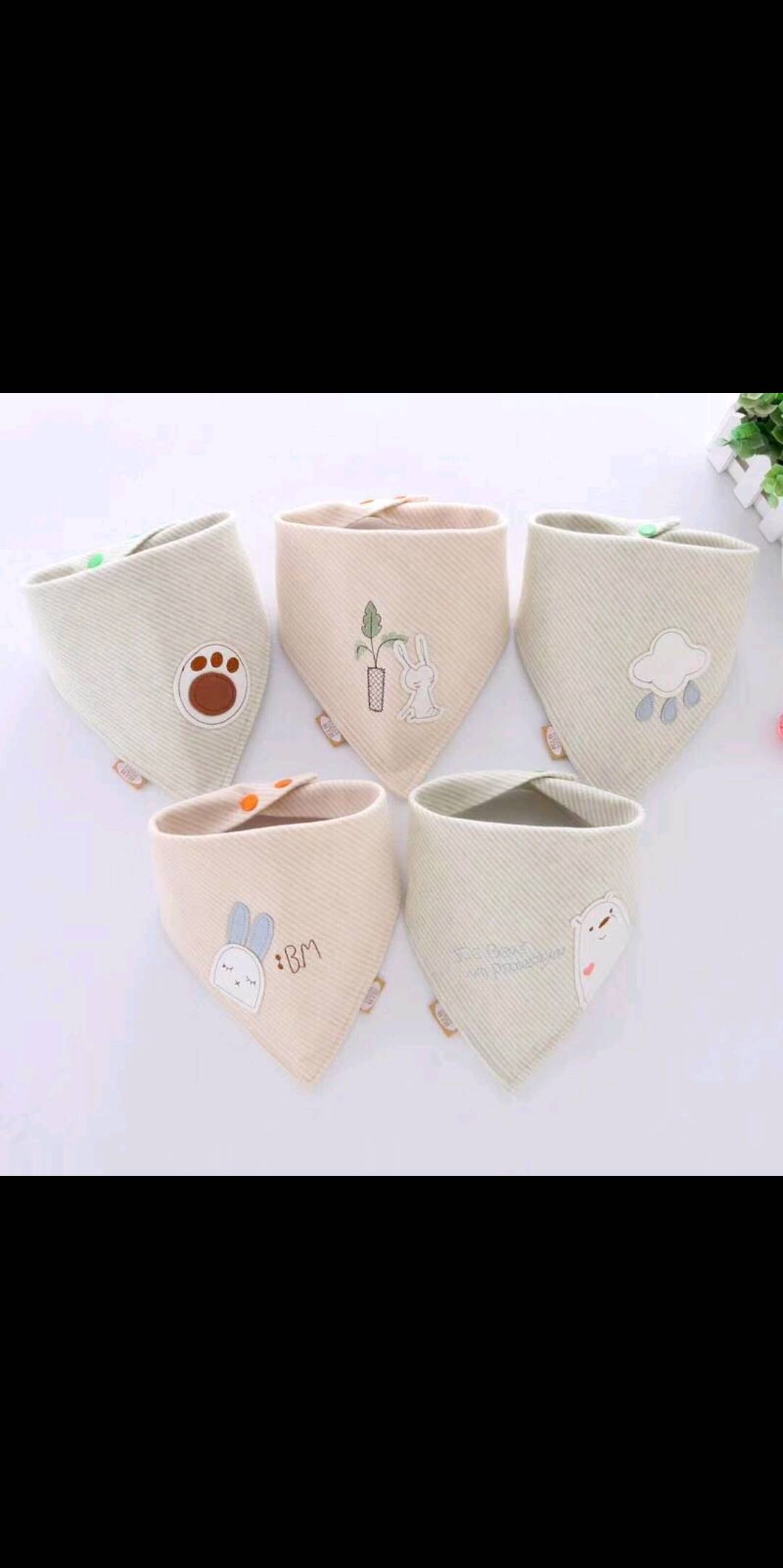 South Korea Spring And Autumn New Baby Triangle Towel Pure Cotton Baby Saliva Towel Large Double-Sided Button Bib For Children