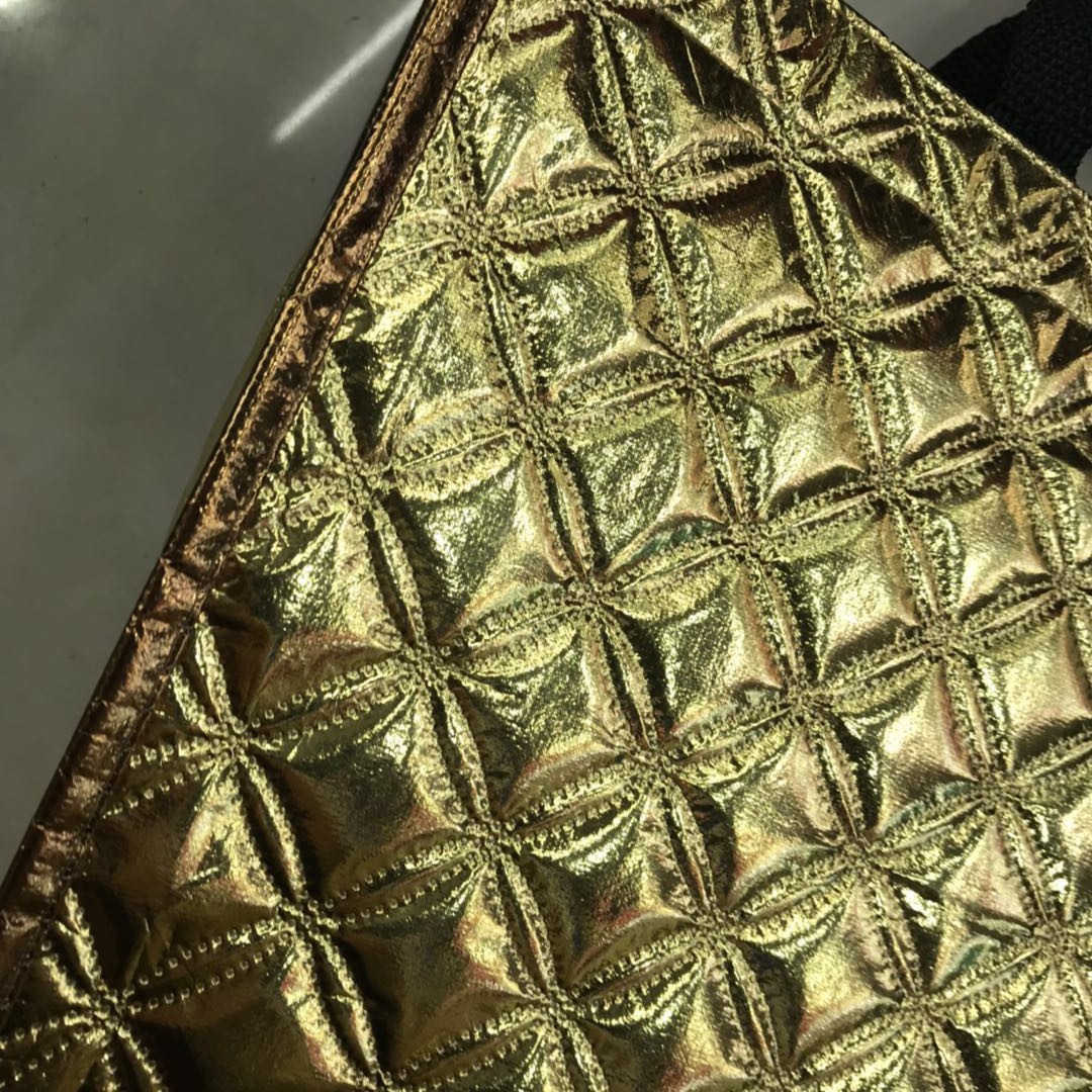 نوع من الليزر الأخضر المستعرض الذهبي details Picture