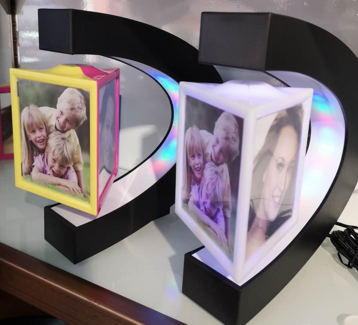 Creative book lamps, touch heart-shaped crystal balls, handicrafts, wind lamps, kerosene lamps, styles, souvenirs, gifts, selected high-end artworks, and presents Specification image