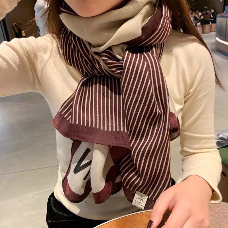 Women's Fashion Trend Goes With The New Double-Sided Warm Scarf Specification drawing