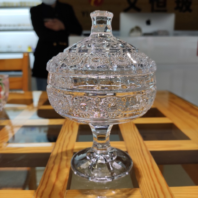 Dome-shaped glass sugar jars are available in multiple styles and the price is negotiable