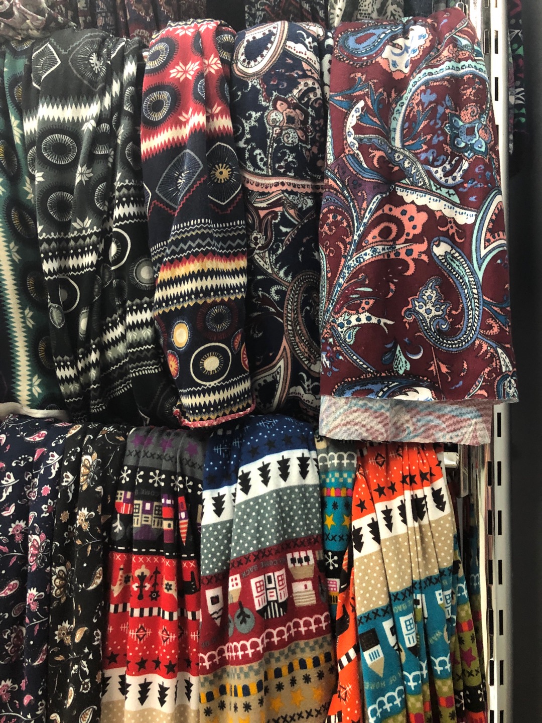 New Style Rich Pattern Feel Comfortable Flannel Fabric full figure