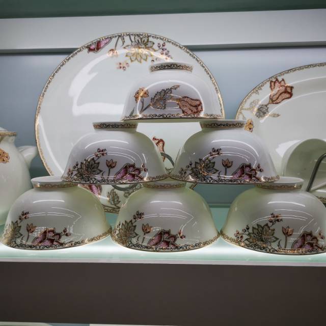 陶瓷餐具礼品盒装可爱吃饭碗筷盘子