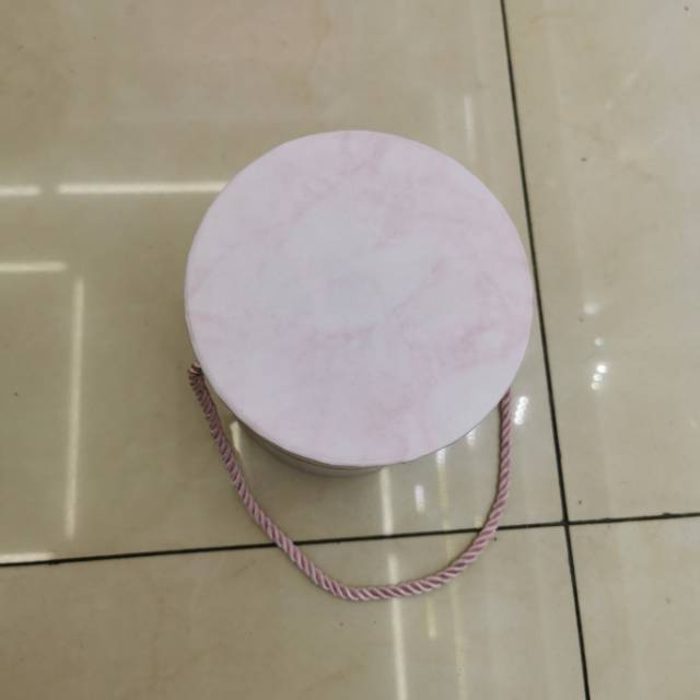 现货情人节抱抱桶礼品盒可手提圆形大理石纹抱抱桶礼品盒可印logo产品图