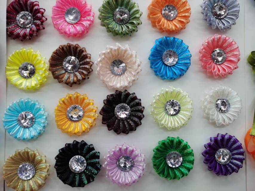 Heart such as making colorful organza and diamond accessories thumbnail