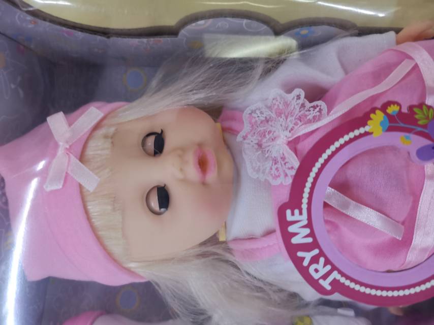 穿衣戴帽过家家系列芭比娃娃搪胶材质自带配件礼盒套装产品图