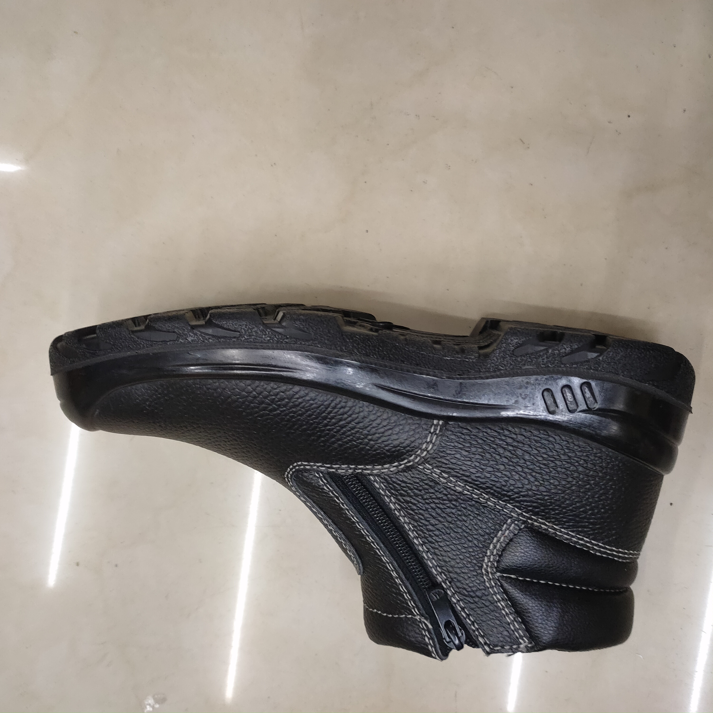 防砸防刺安全鞋高帮牛皮劳保鞋冬季保暖耐磨防护鞋马丁靴工作鞋产品图