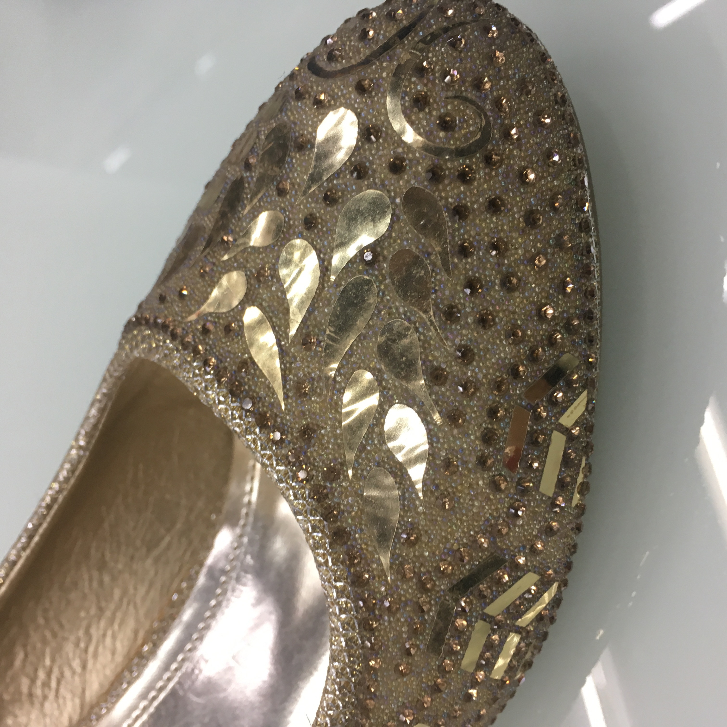 Women's Low-Cut Gold Sequined Rhinestones With Low Heels details Picture