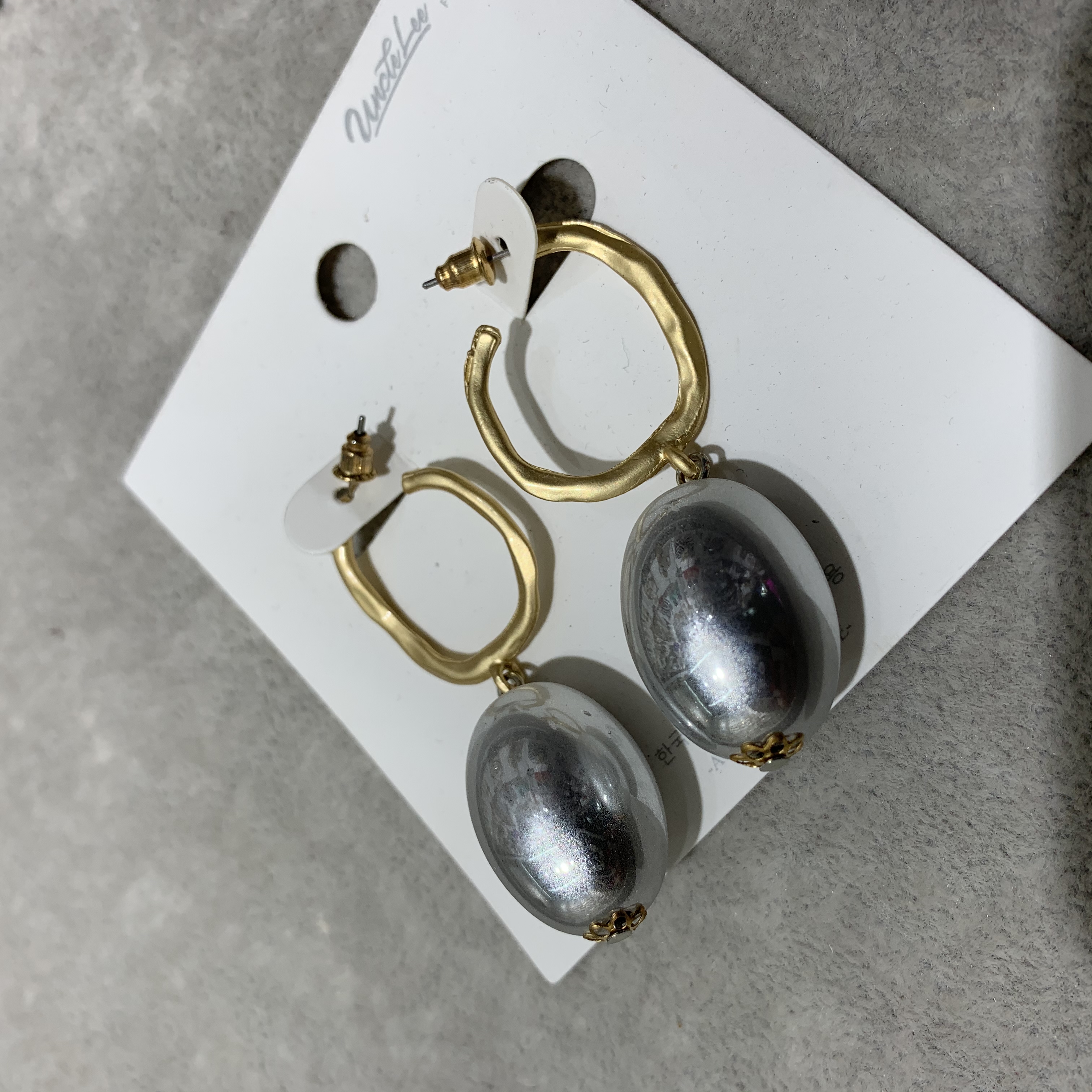 球形椭圆方形耳环彩色铁ABS材质环保时尚潮流百搭耳饰细节图