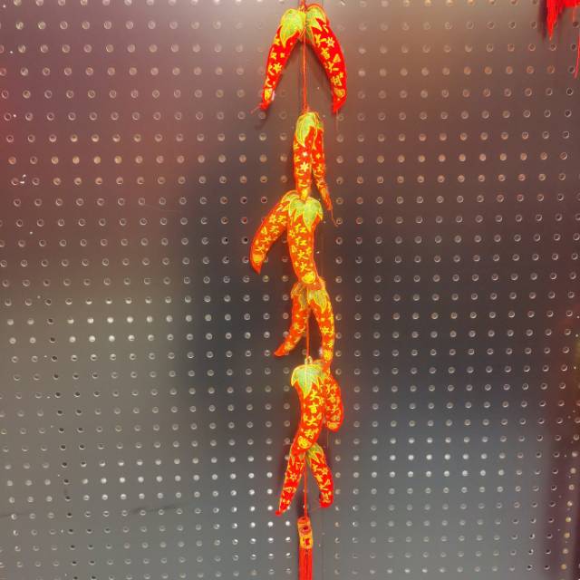 Trompeta 12 cabeza hoja pimiento colgante brocheta fleece estampado flecos rojo fuego rojo