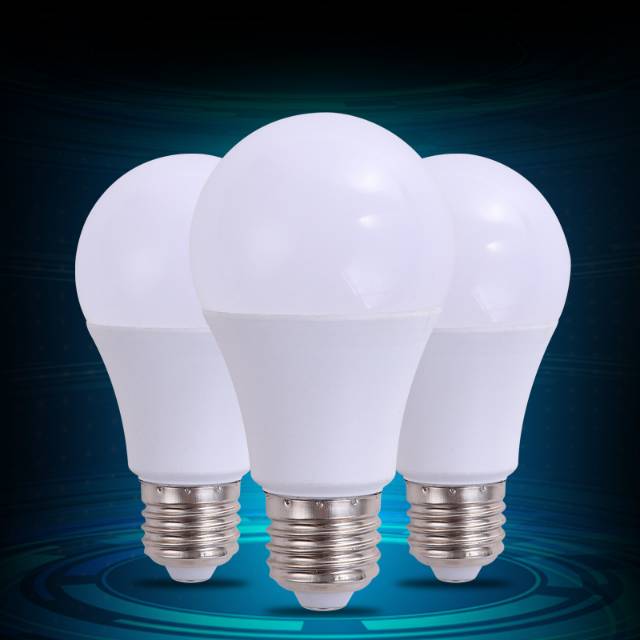 LED灯泡节能灯泡强光灯泡摆地摊灯泡