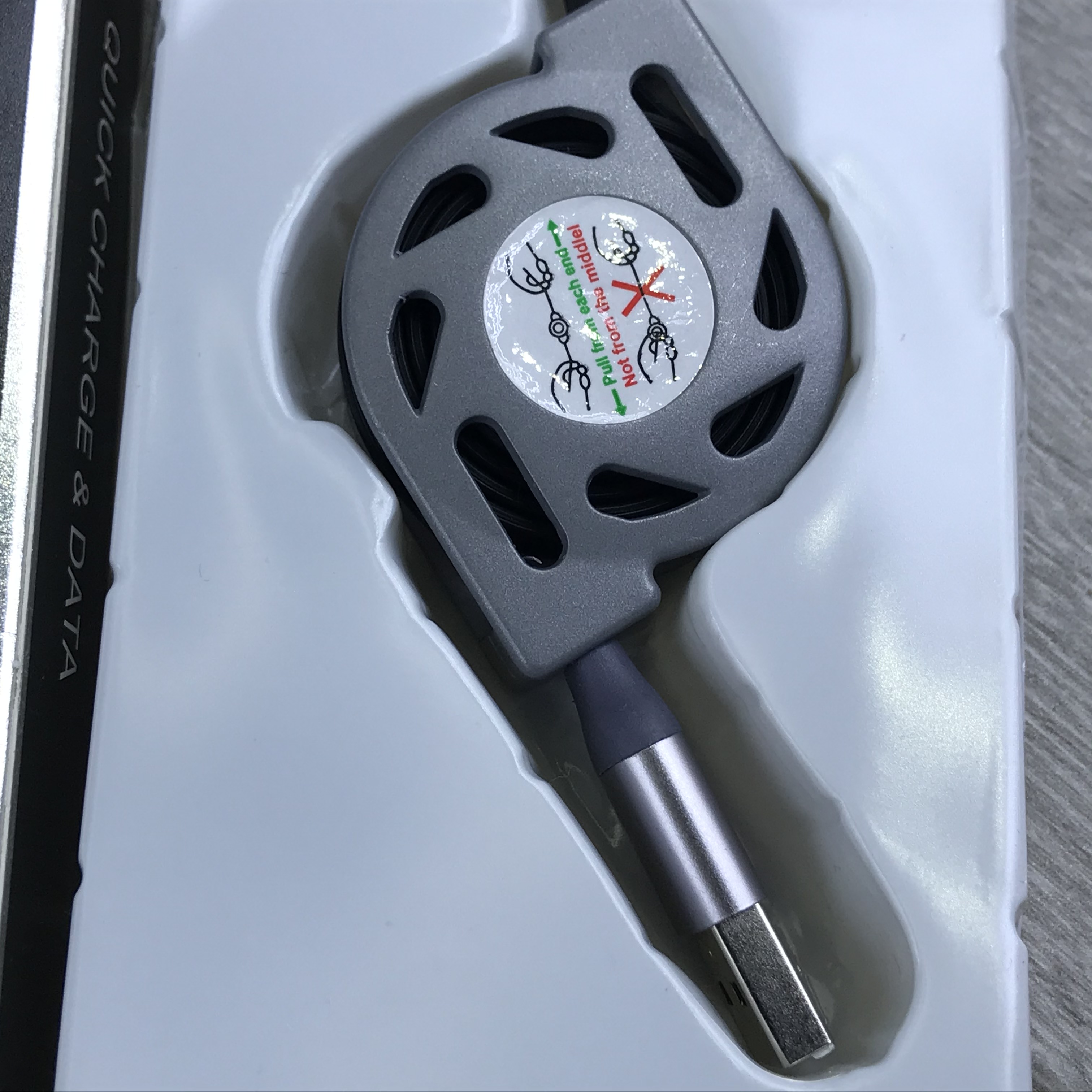 一拖三多功能数据线套装 苹果6安卓type-c三合一充电器线高速快充产品图