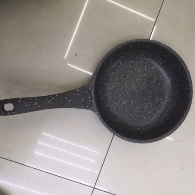 义乌好货 班戟千层不粘锅厚底无油烟电磁炉通用平底锅包邮