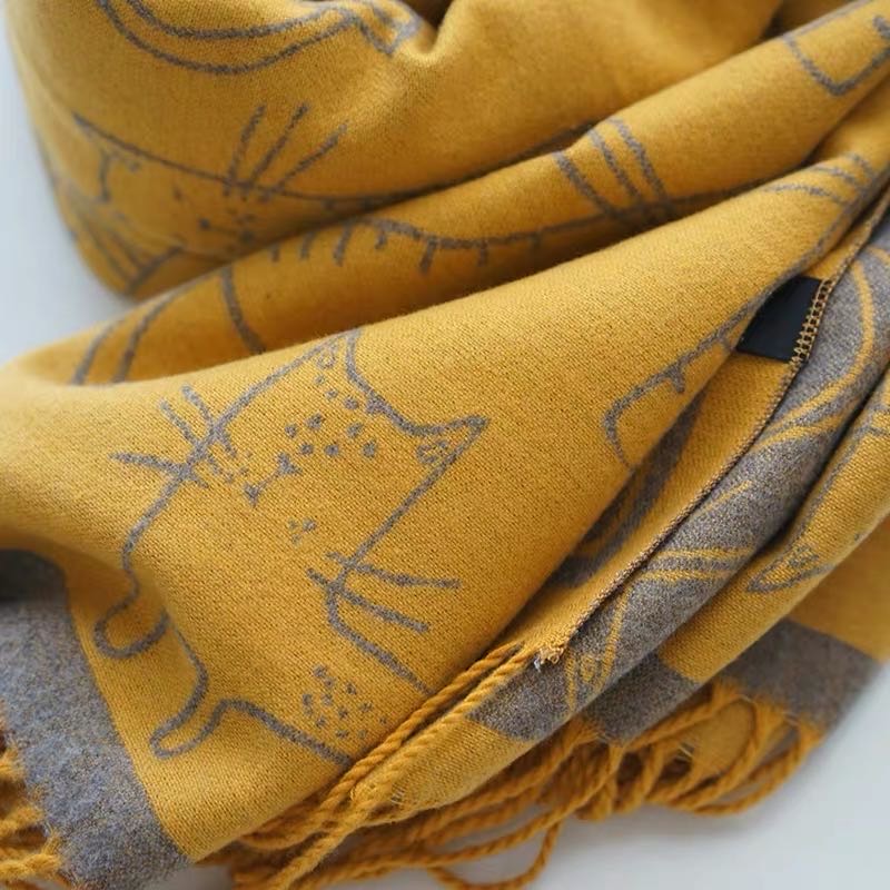 Yellow Cartoon Scarf Thickened To Keep Warm Autumn And Winter details Picture