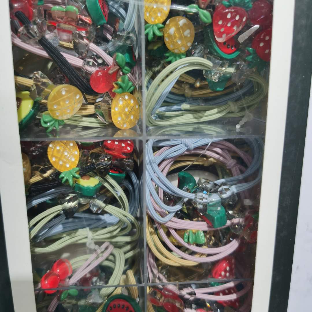 Korean version of fashionable and cute cartoon headwear: Little girl pineapple Little strawberry elastic band Specification image