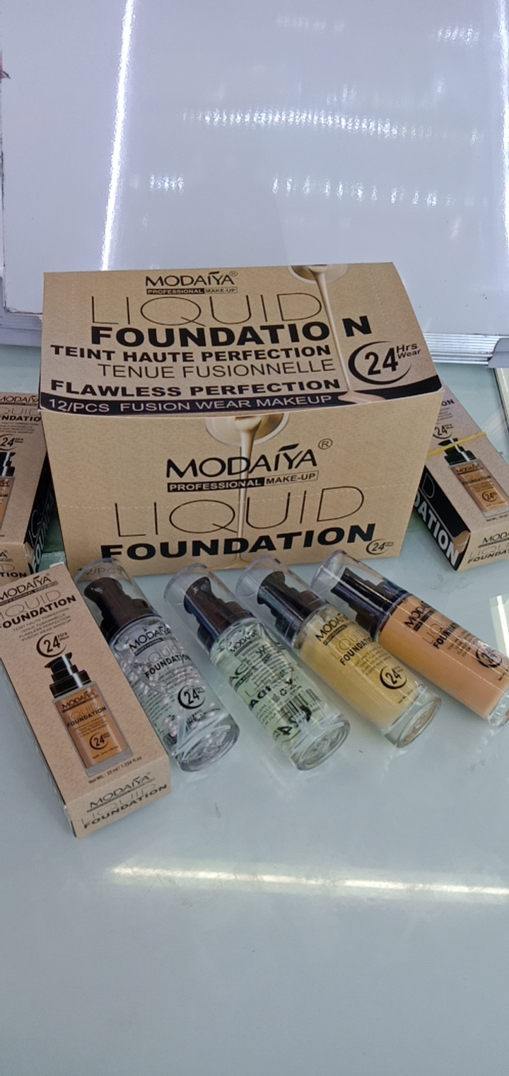 Foundation, primer, concealer, moisturizing, hydrating and long-lasting, covering dark circles and acne marks details Picture