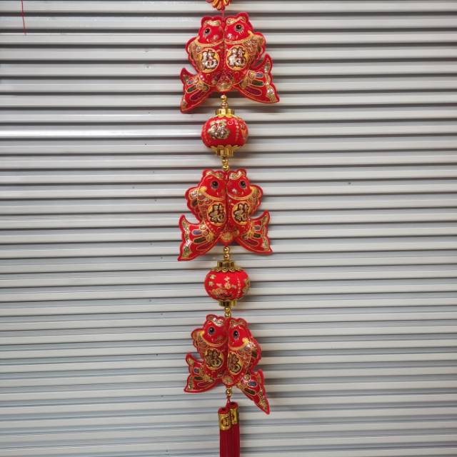 Chinese knot pendants for living room decoration, "Fu" characters for festive joy, curved fish lanterns, tassels for hanging Spring Festival ornaments