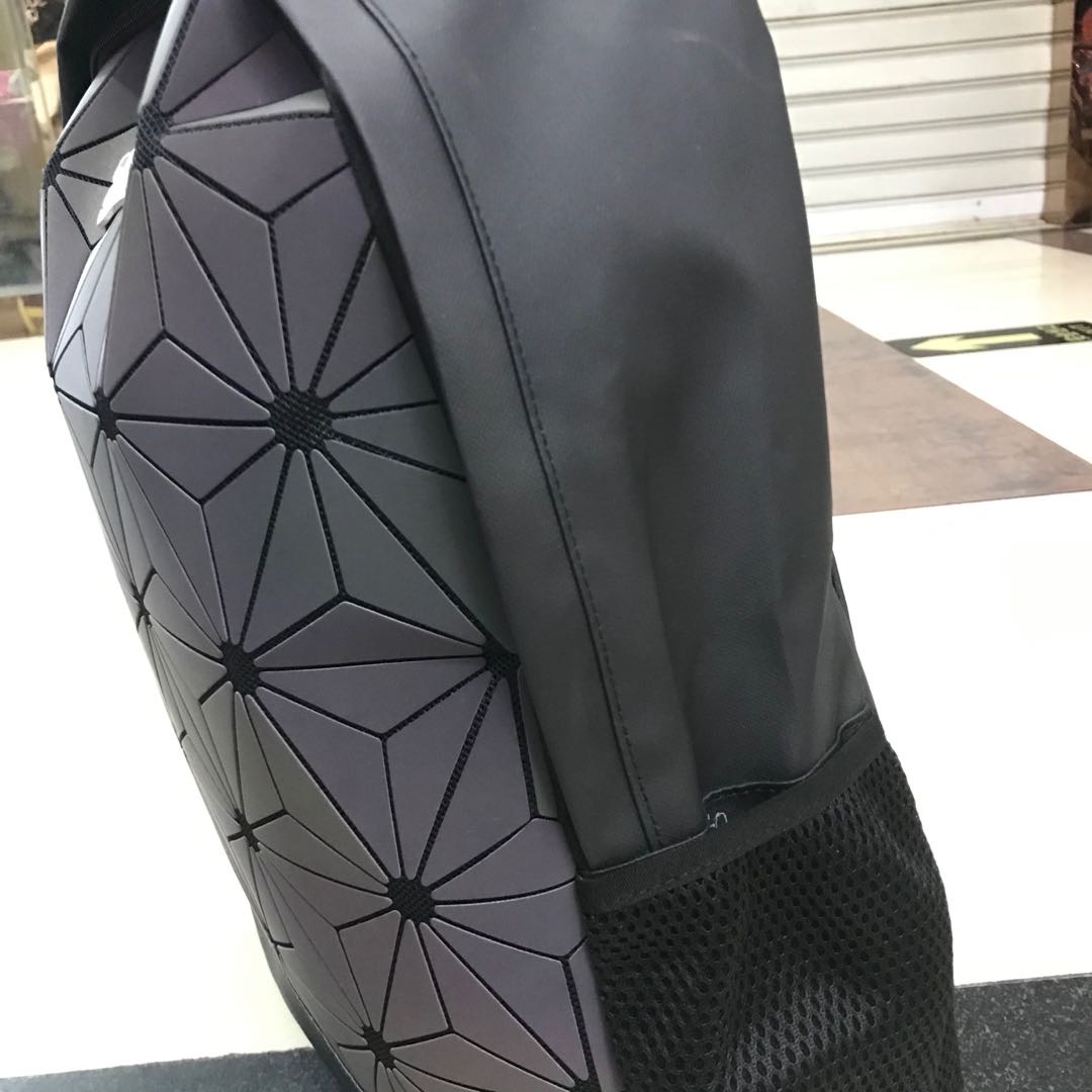 Laser backpacks for men and women, Korean high school backpacks and workwear, Hong Kong trend brand Specification image