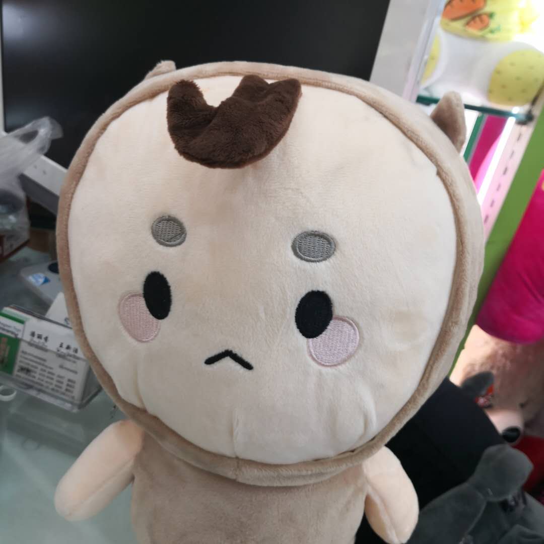 鬼怪玩偶荞麦君抱枕毛绒玩具公仔产品图