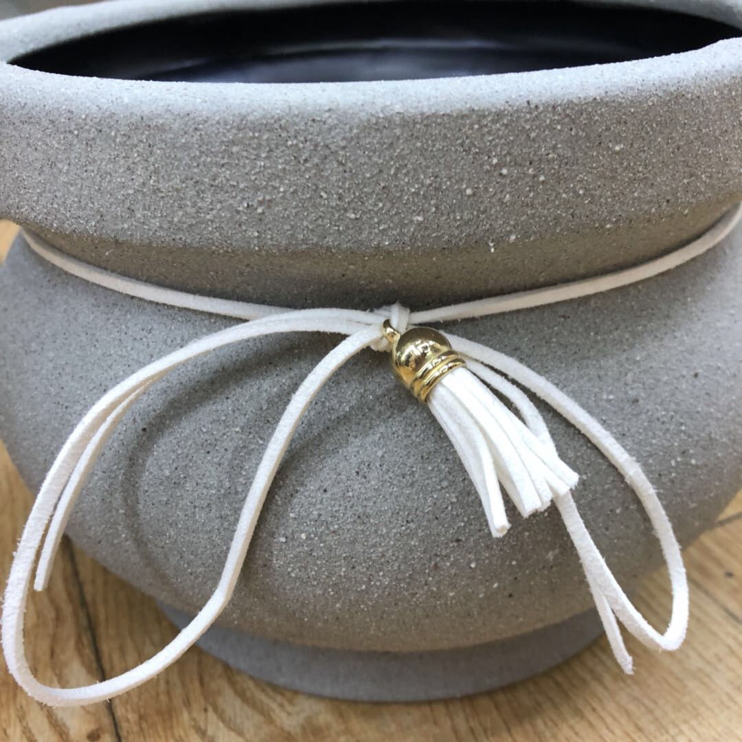 Succulent plant flowerpots, coarse earthenware flowerpots, tassel accessories, flower vases, creative large ceramic purple clay succulent flowerpots, ceramic Specification image