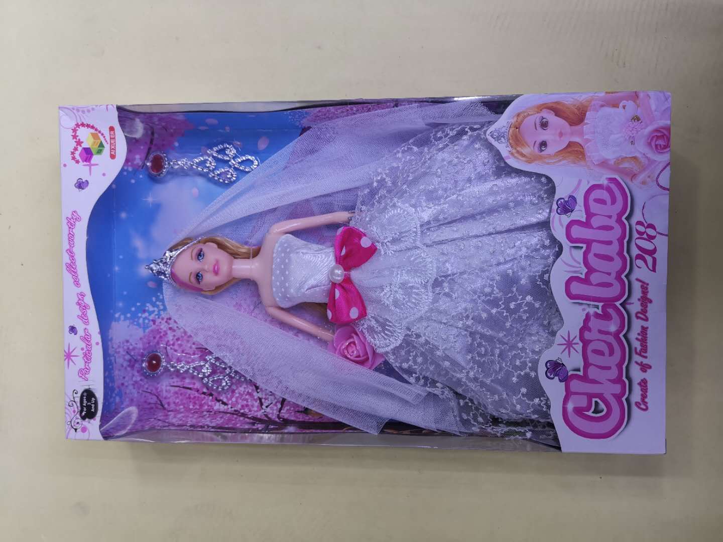 仿真洋娃娃芭比公主女孩单个娃娃玩具大礼盒红色蝴蝶结公主