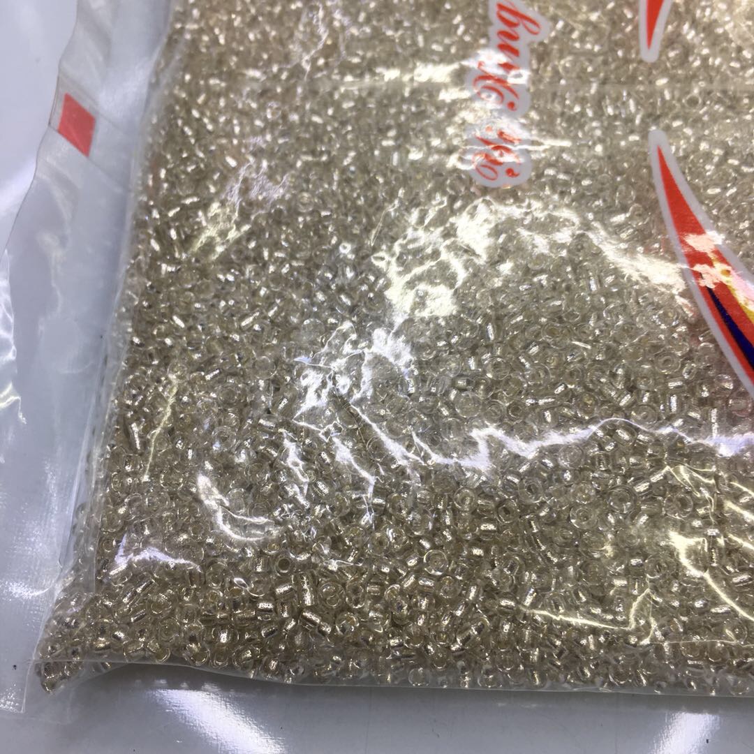Factory direct sales of Silver ABC brand silver glass beads details Picture