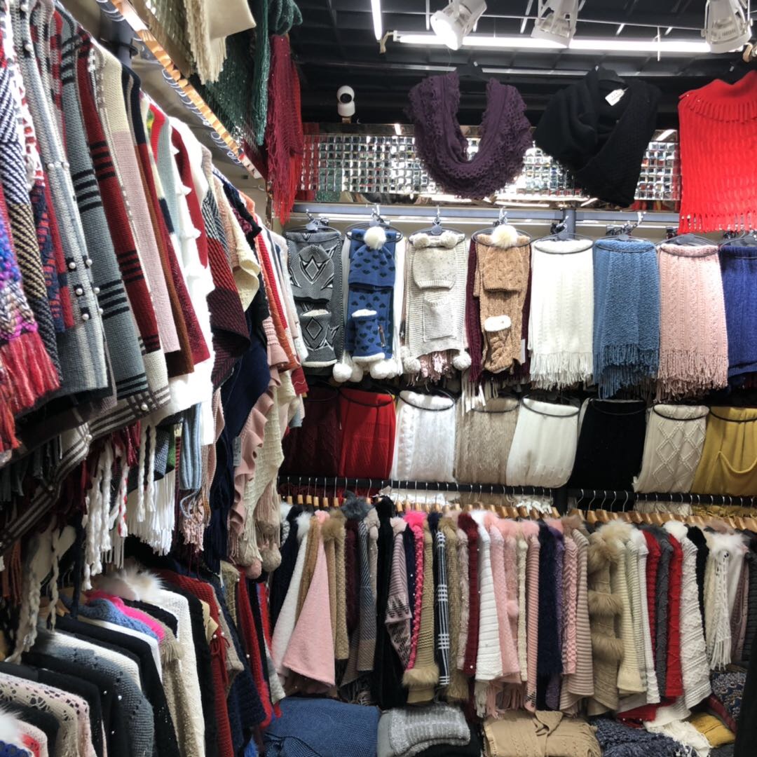 Tuantuanyuan Scarf Shop describe pic - 2