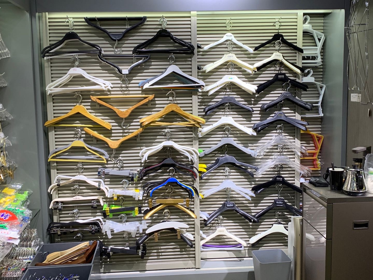 Yiwu Liting Clothes Hanger Co., LTD describe pic - 2